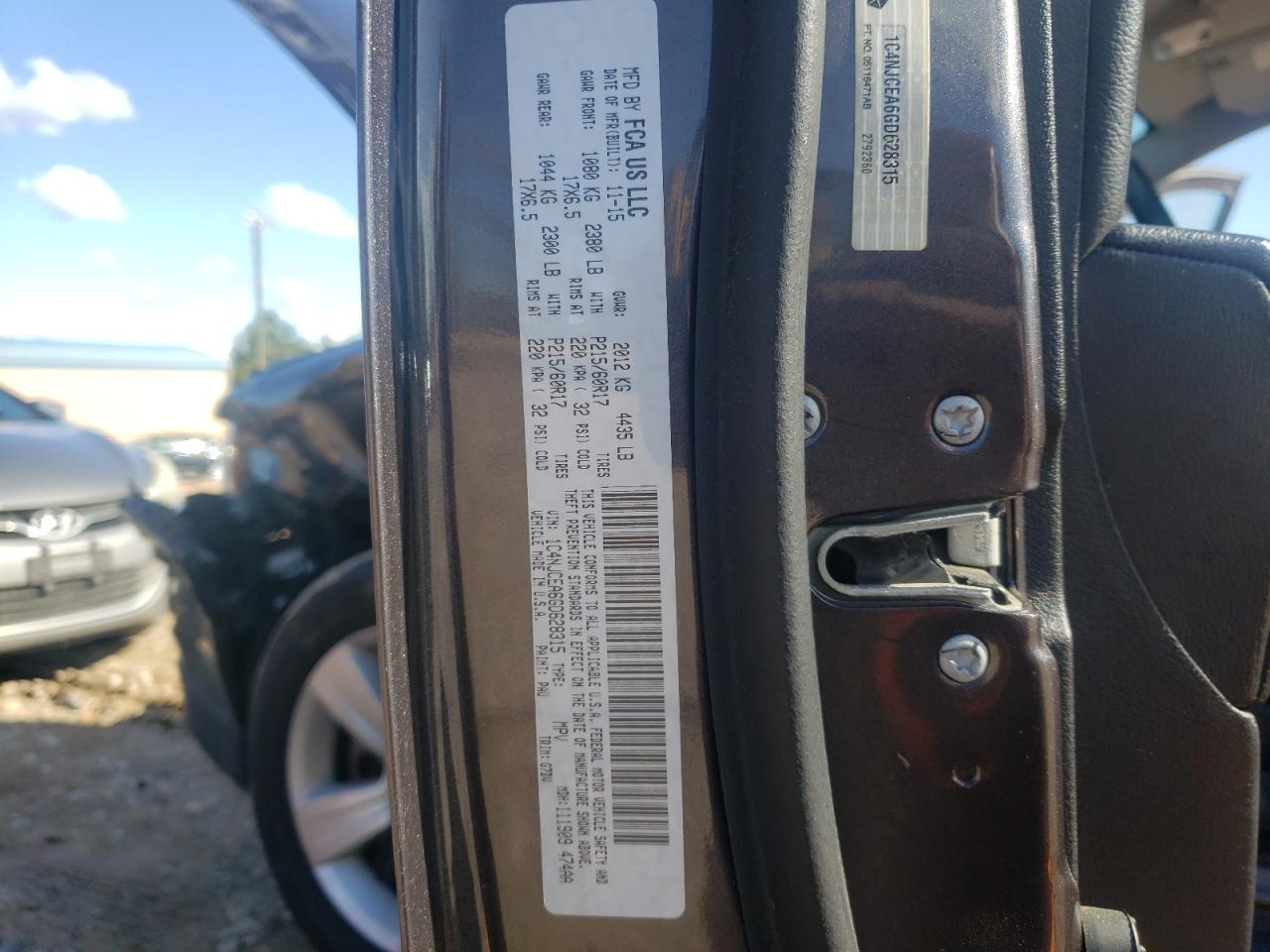 Photo 10 from auction – 2016 JEEP COMPASS LA with VIN 1C4NJCEA6GD628315
