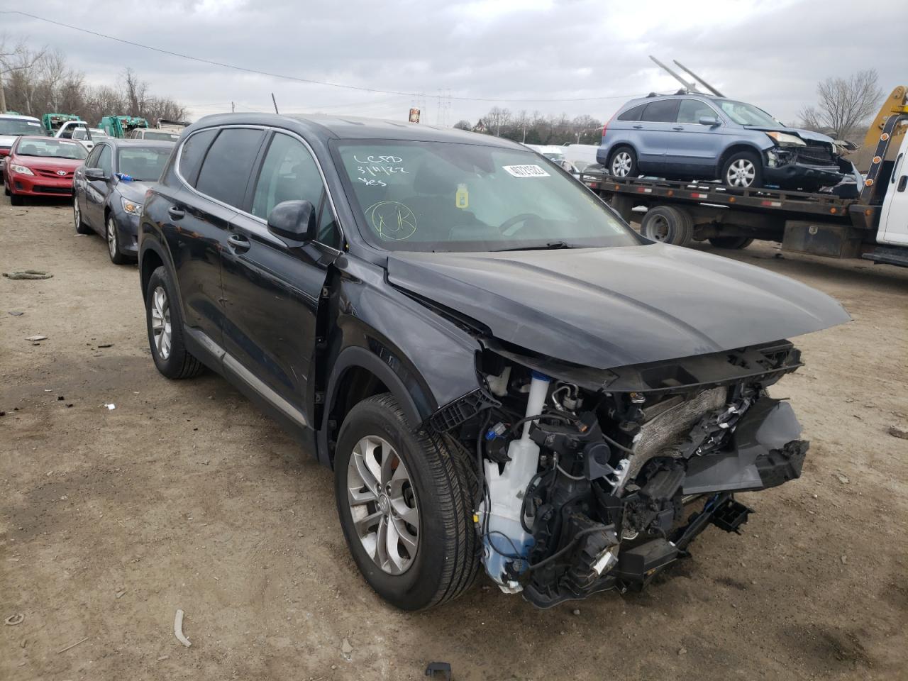 HYUNDAI SANTA FE S 2019 with VIN 5NMS2CAD4KH003590 - Photo from auction