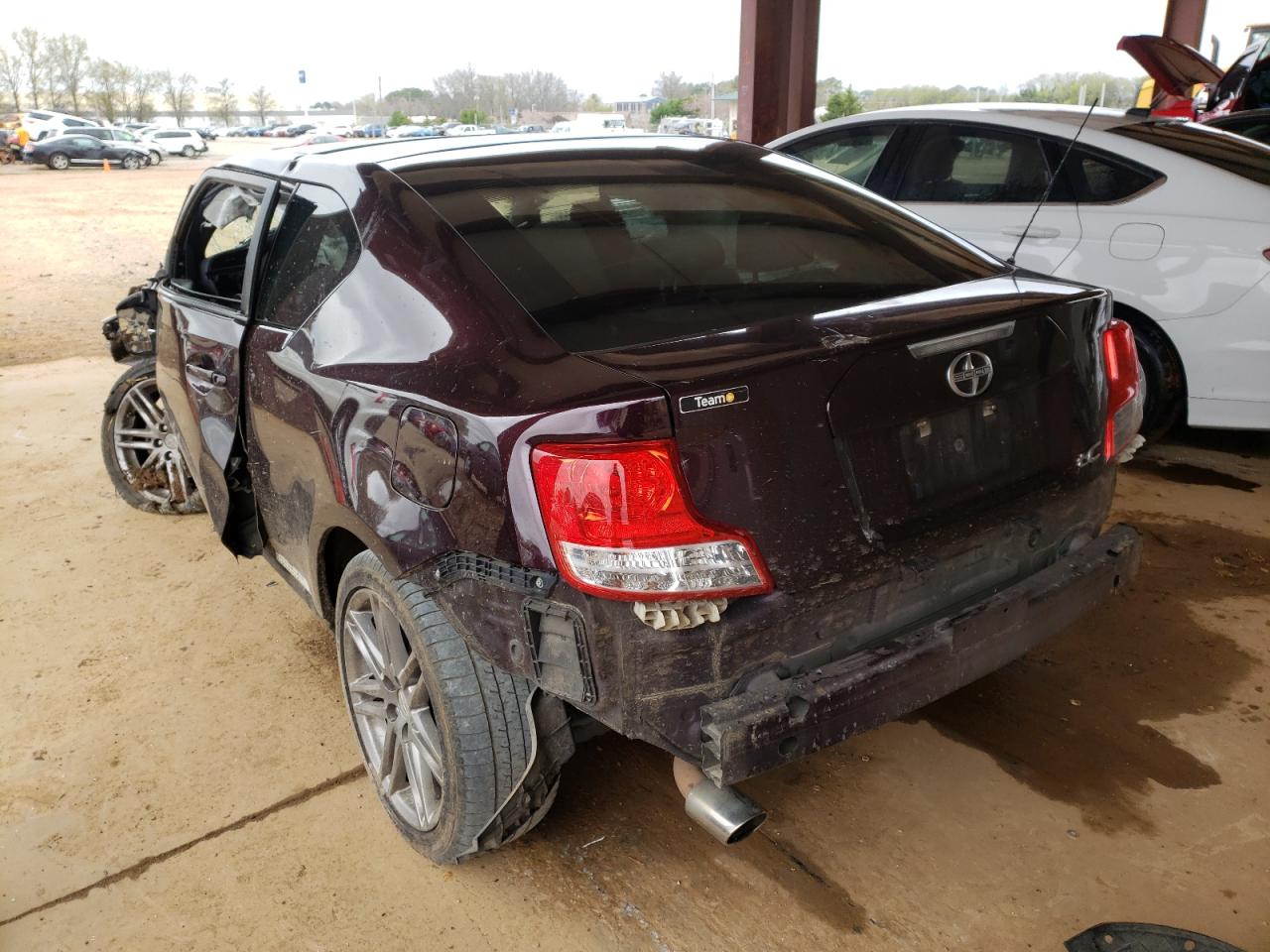 Photo 3 from auction – 2011 TOYOTA SCION TC with VIN JTKJF5C7XB3019920