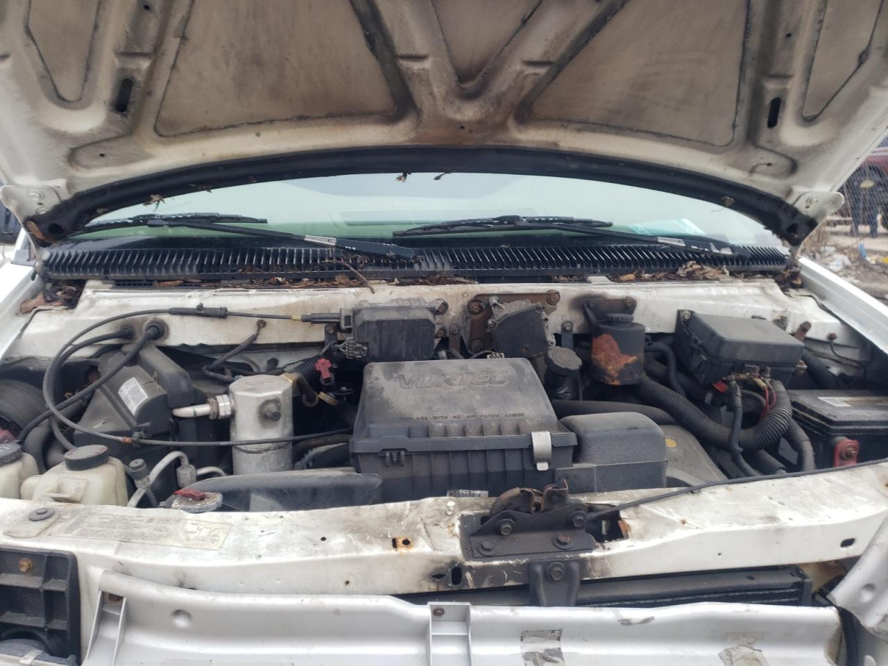 Photo 7 from auction – 2004 CHEVROLET ASTRO with VIN 1GNDM19X94B111059