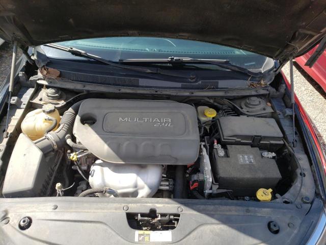 Photo 7 from auction – 2015 CHRYSLER 200 LIMITE with VIN 1C3CCCABXFN532782