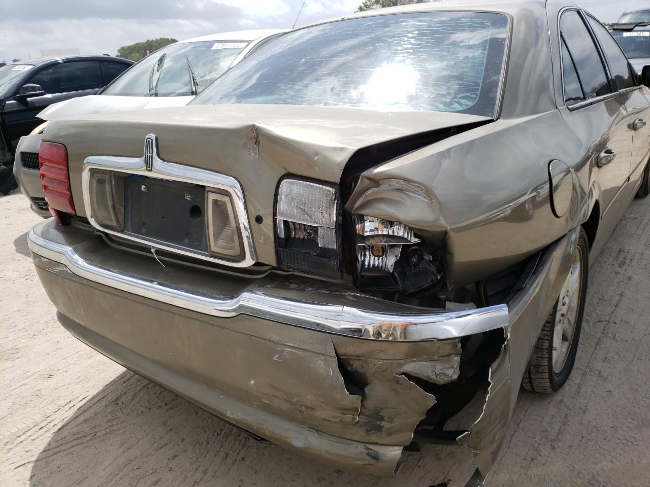 Photo 9 from auction – 2002 LINCOLN LS with VIN 1LNHM87A42Y703296