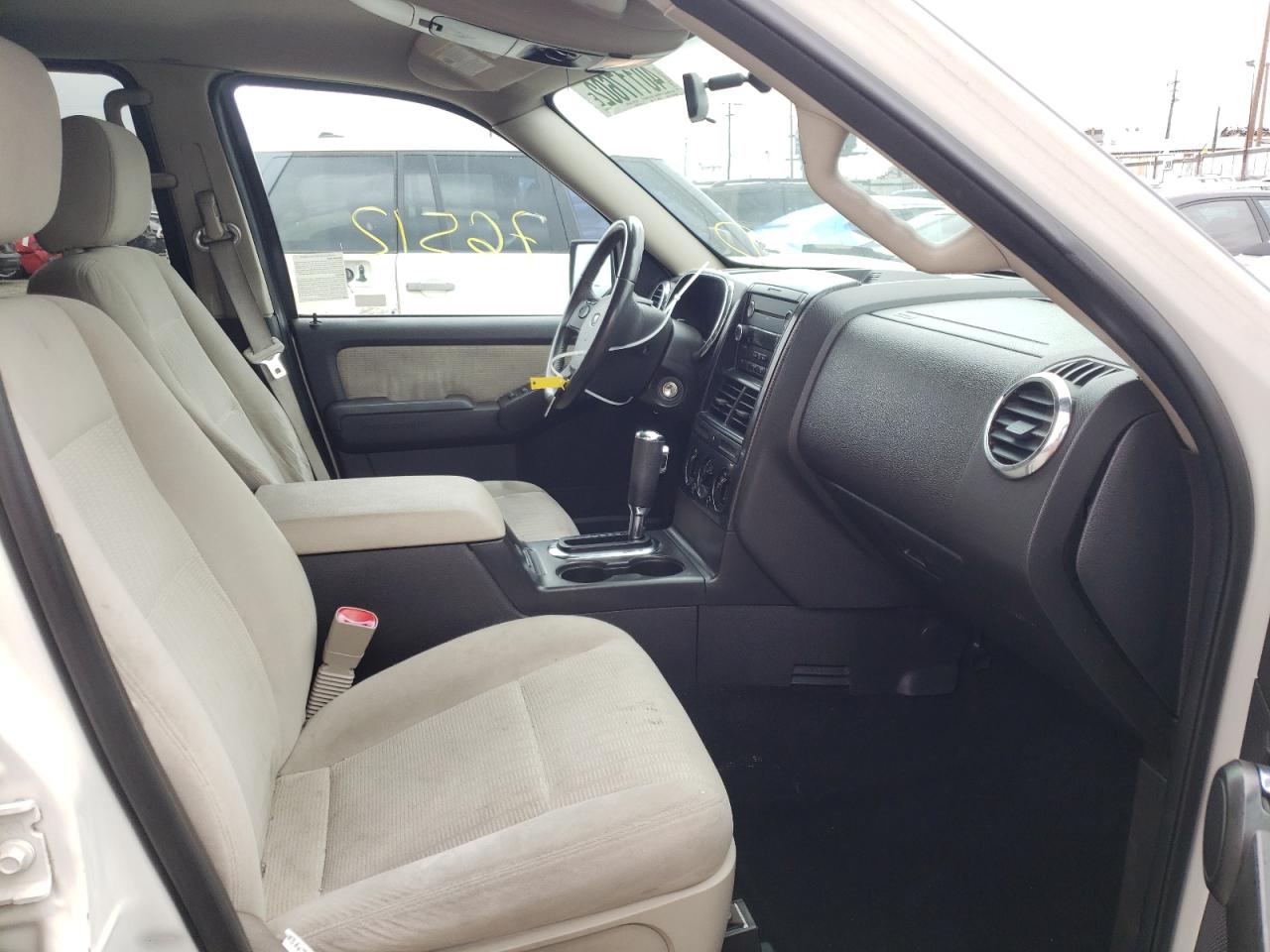 Photo 6 from auction – 2008 FORD EXPLORER X with VIN 1FMEU63E78UA59101