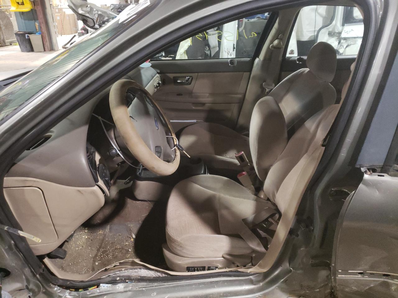 صورة رقم 5 من المزاد - 2002 FORD TAURUS SES مع VIN 1FAFP55U42G111164