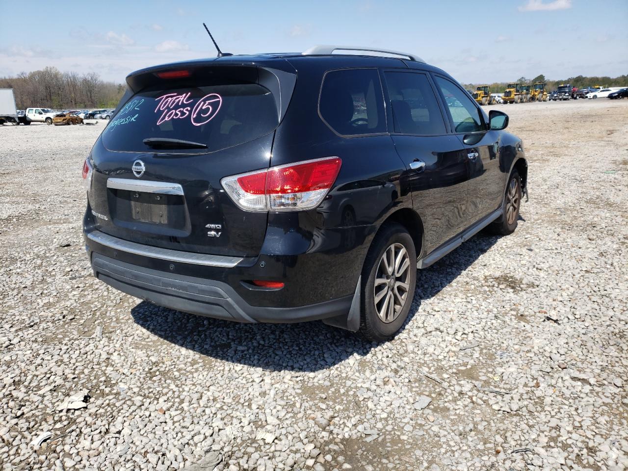 Photo 4 from auction – 2014 NISSAN PATHFINDER with VIN 5N1AR2MMXEC684964