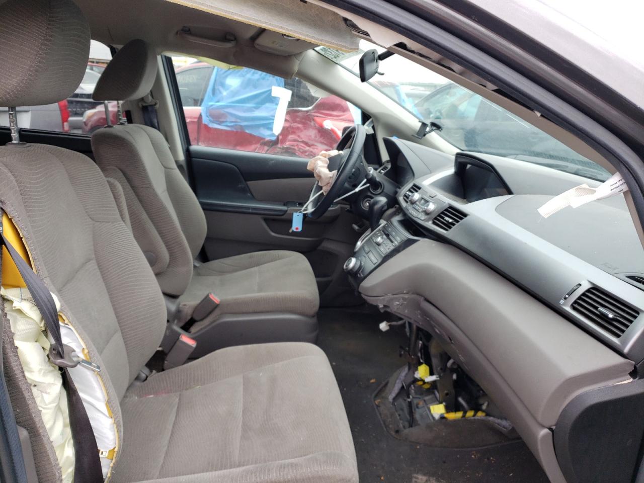 Photo 5 from auction – 2013 HONDA ODYSSEY EX with VIN 5FNRL5H49DB019432