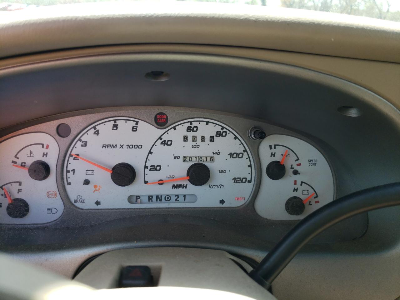 Photo 8 from auction – 2003 FORD OTHER with VIN 1FMZU67E93UC14543