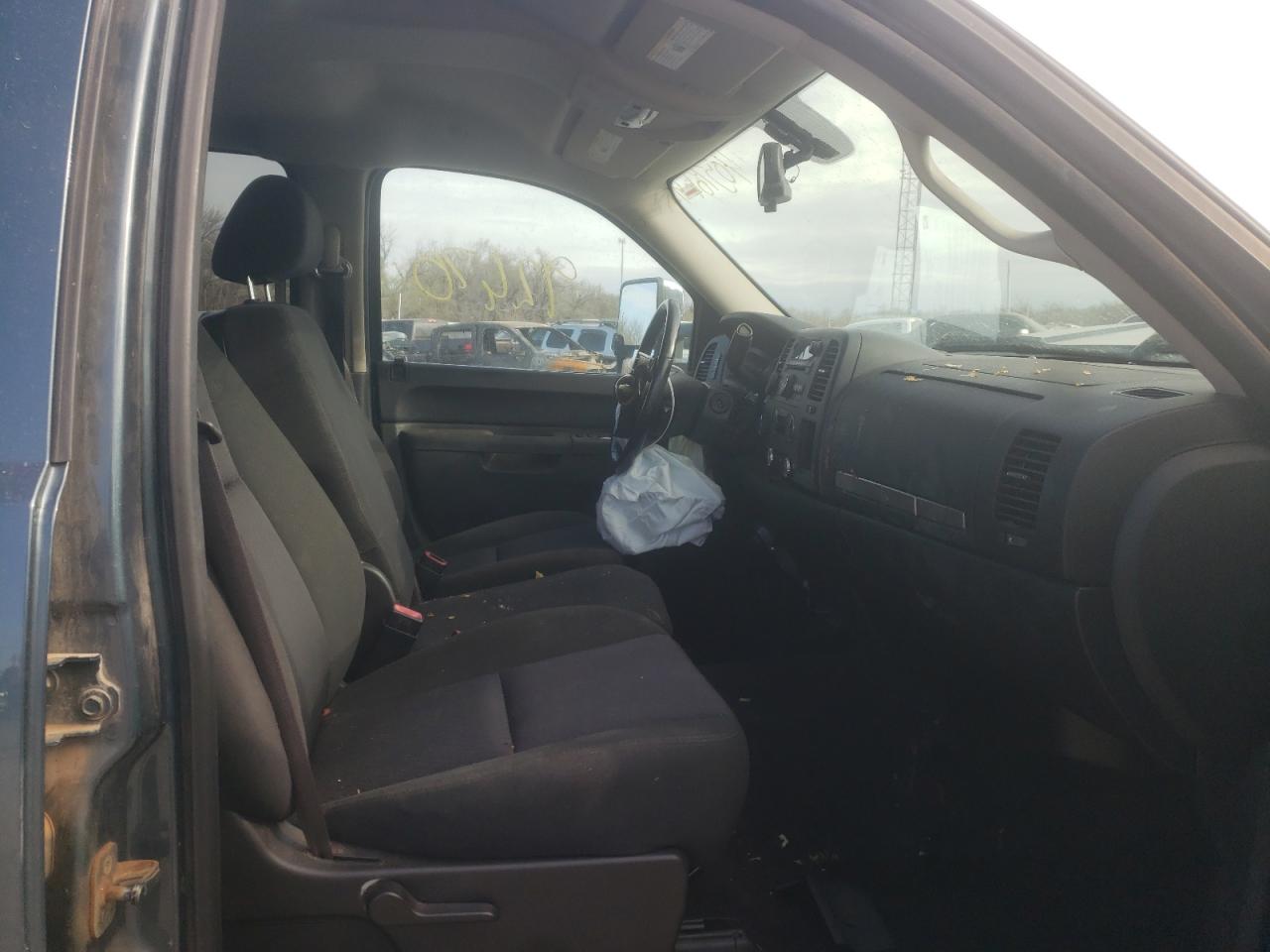 Photo 5 from auction – 2012 CHEVROLET silverado with VIN 1GCPKSE75CF233092