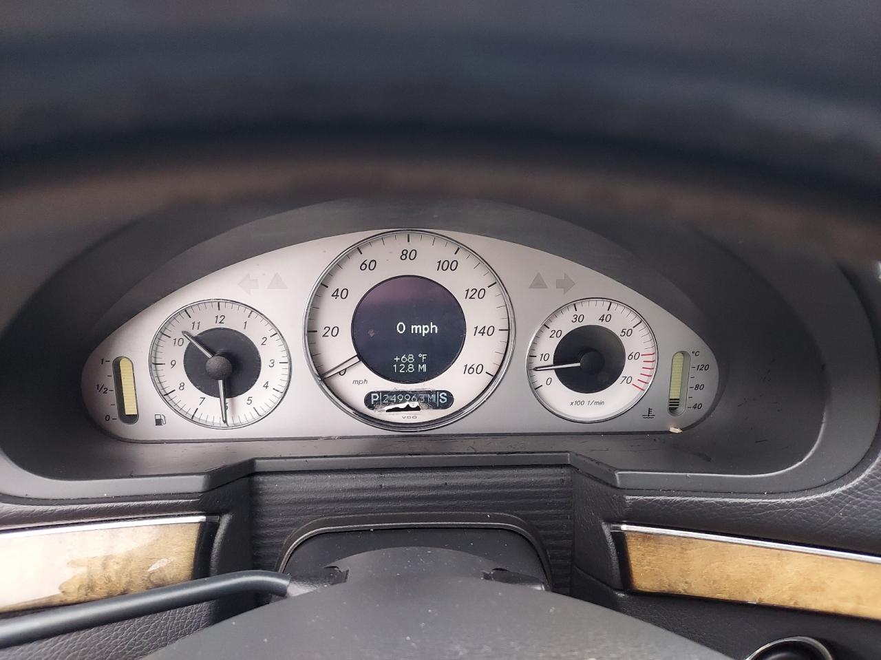 Photo 8 from auction – 2004 MERCEDES-BENZ E 500 with VIN WDBUF70J74A450146