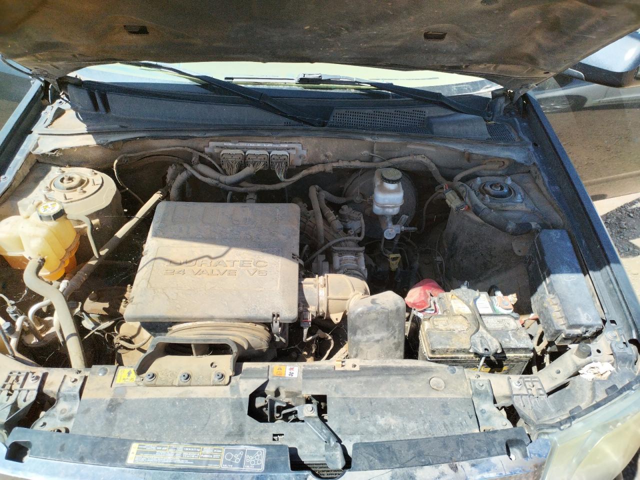 Photo 7 from auction – 2011 FORD ESCAPE LIM with VIN 1FMCU9EGXBKA33912