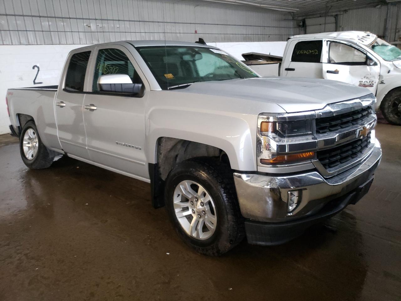 Photo 1 from auction – 2018 CHEVROLET SILVERADO with VIN 1GCVKREC0JZ372541
