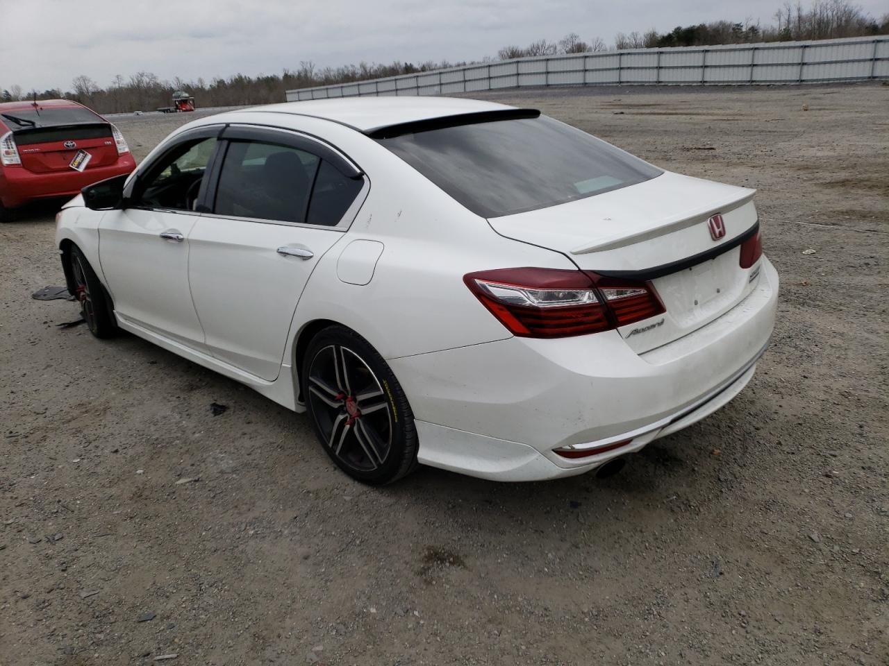 Photo 12 from auction – 2017 HONDA ACCORD SPO with VIN 1HGCR2F11HA045082