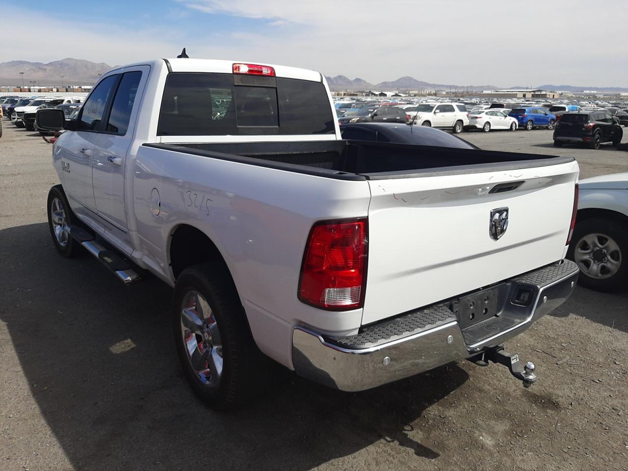 Photo 3 from auction – 2016 RAM 1500 SLT with VIN 1C6RR6GG4GS223800