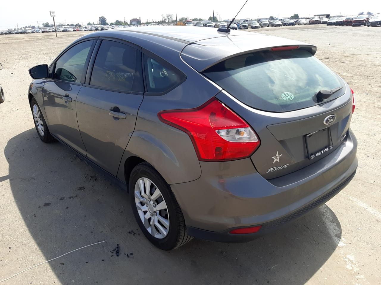 Photo 3 from auction – 2012 FORD FOCUS SE with VIN 1FAHP3K20CL422390