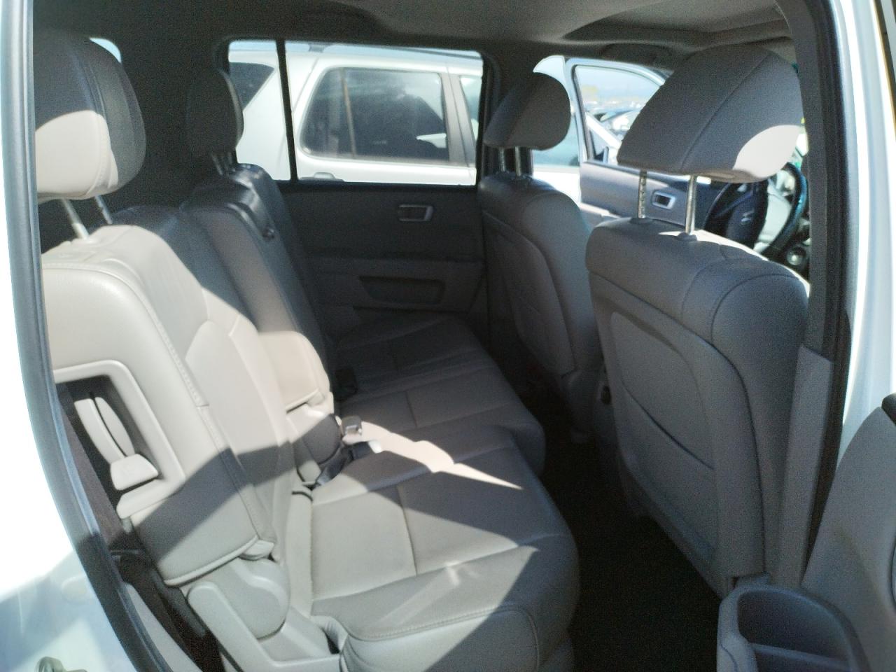 Foto 6 de la subasta – 2012 HONDA PILOT EXL con VIN 5FNYF4H51CB025553