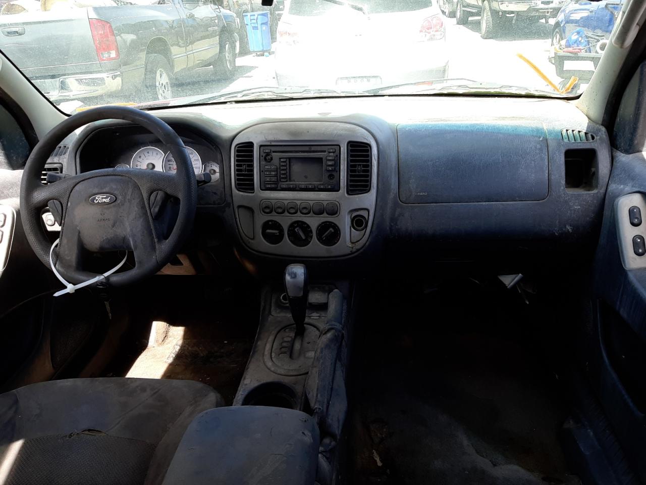 Photo 9 from auction – 2006 FORD ESCAPE HEV with VIN 1FMCU95H06KB01102