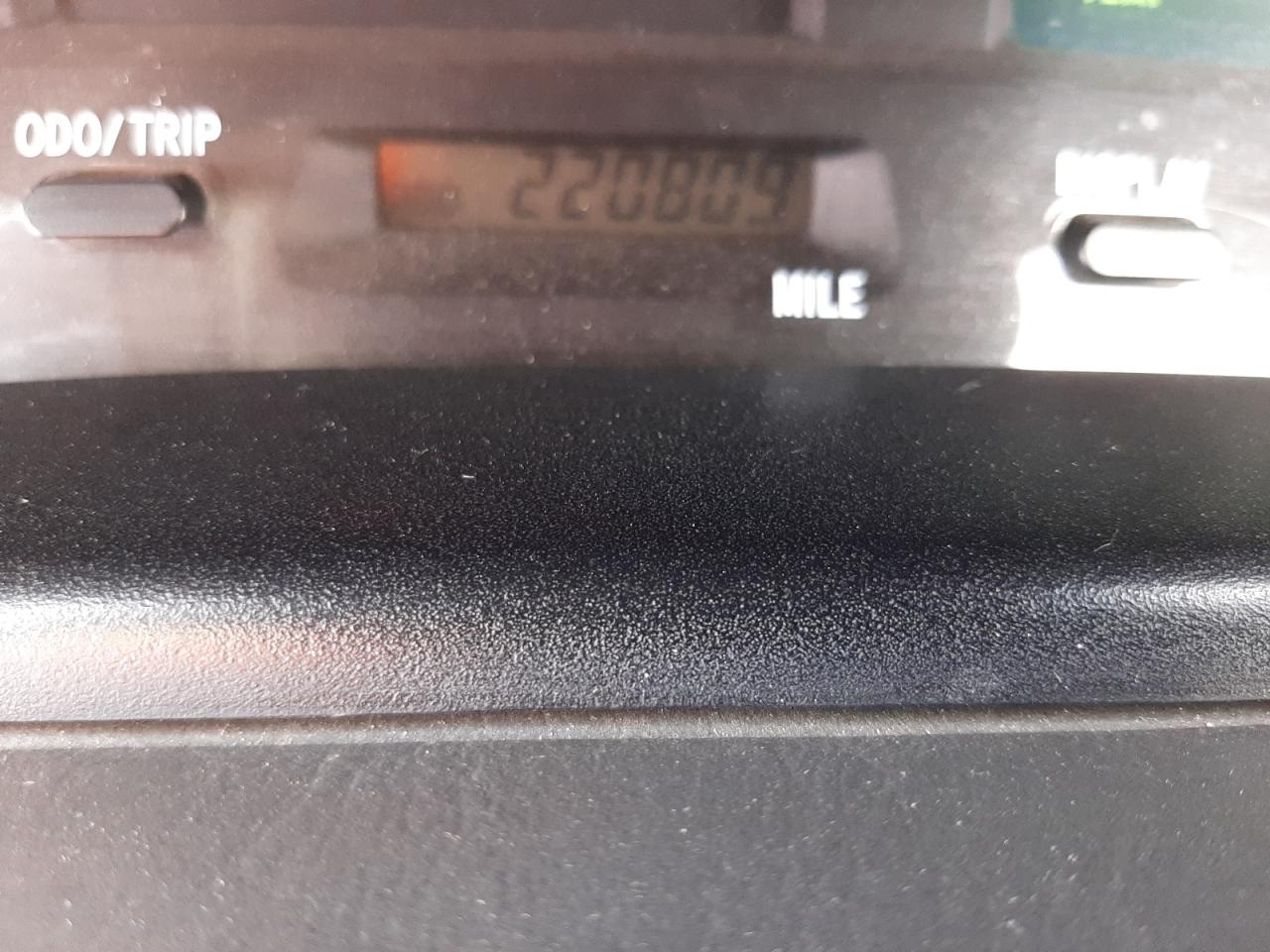 Photo 8 from auction – 2003 TOYOTA AVALON XL with VIN 4T1BF28B13U293845
