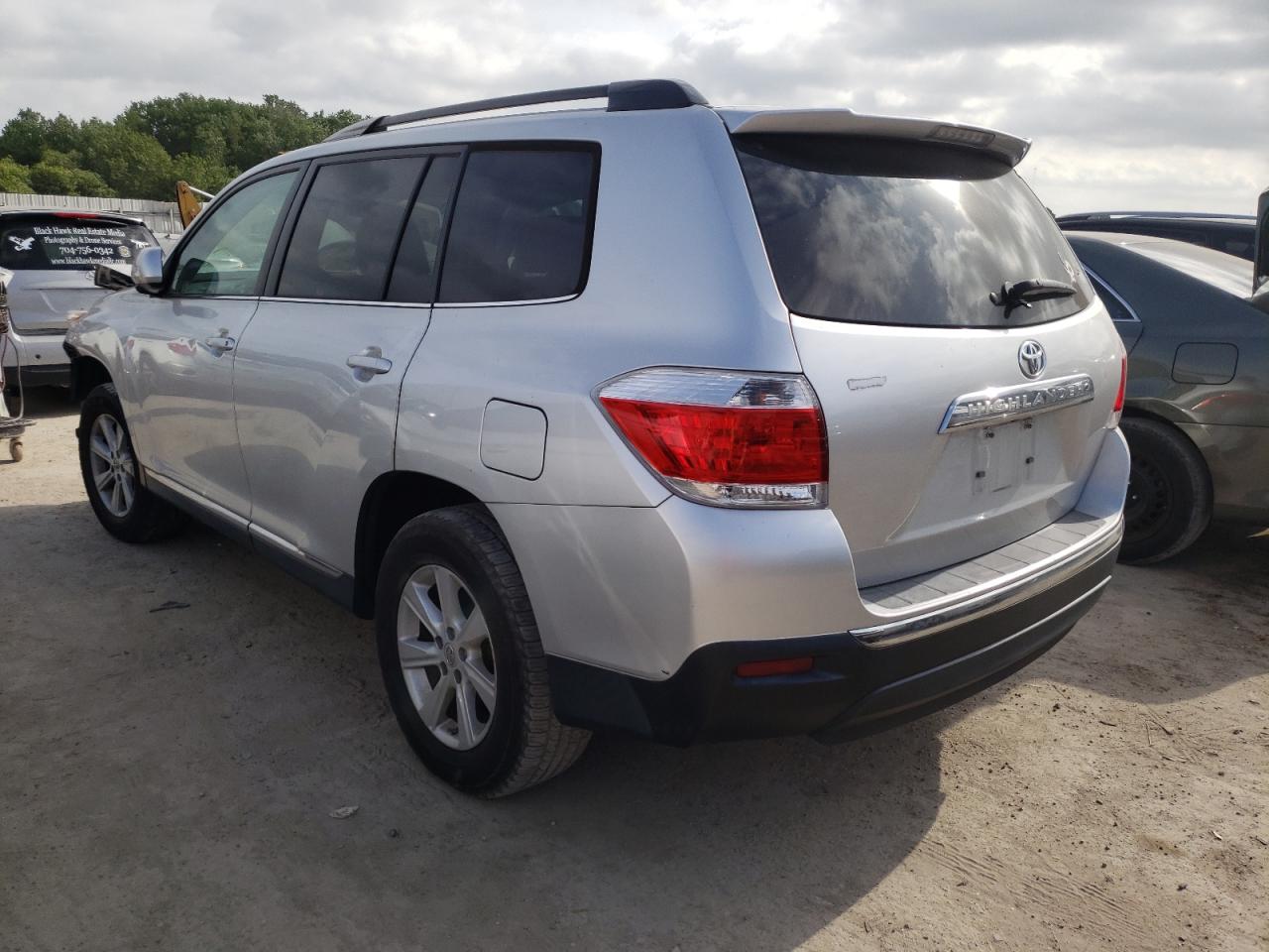 Photo 3 from auction – 2013 TOYOTA HIGHLANDER with VIN 5TDZK3EH6DS139280