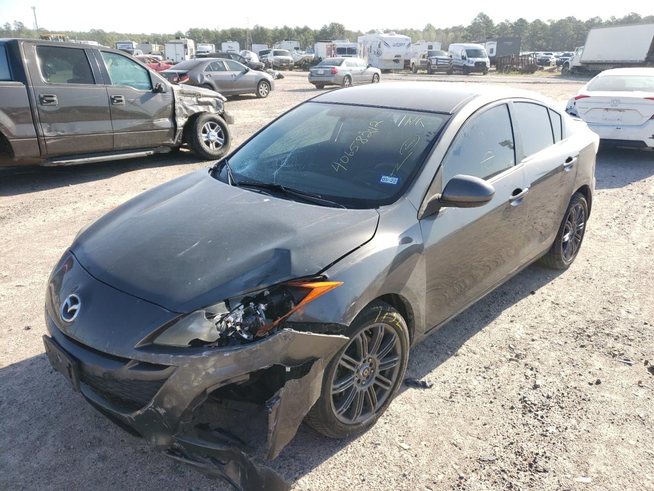 Photo 2 from auction – 2011 MAZDA 3 S with VIN JM1BL1U53B1431876