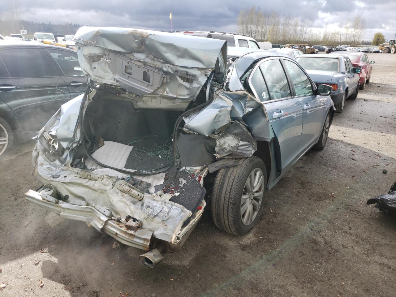 Photo 4 from auction – 2011 HONDA ACCORD EXL with VIN 1HGCP2F88BA121018