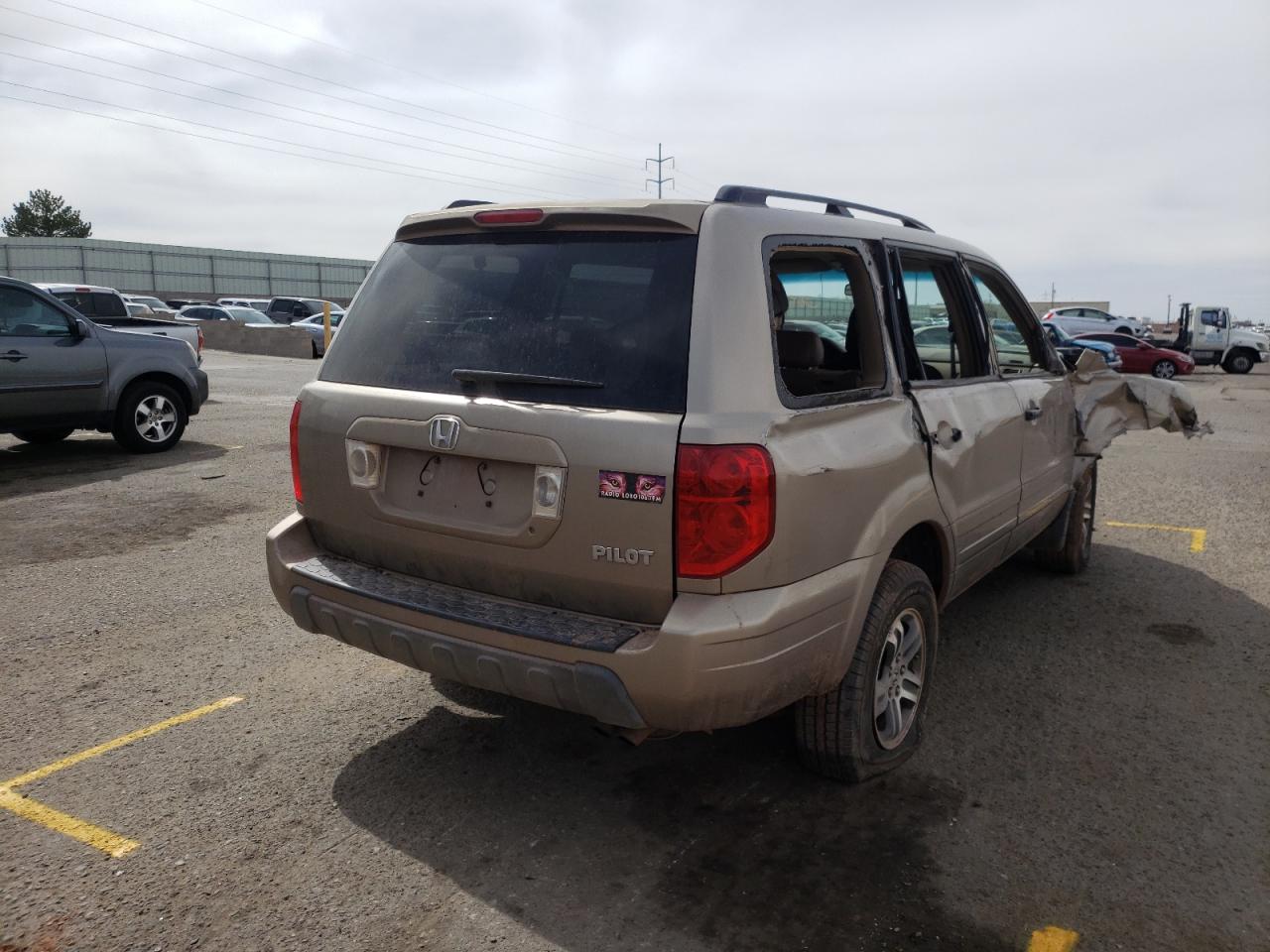 Photo 4 from auction – 2004 HONDA PILOT EXL with VIN 2HKYF18534H613133