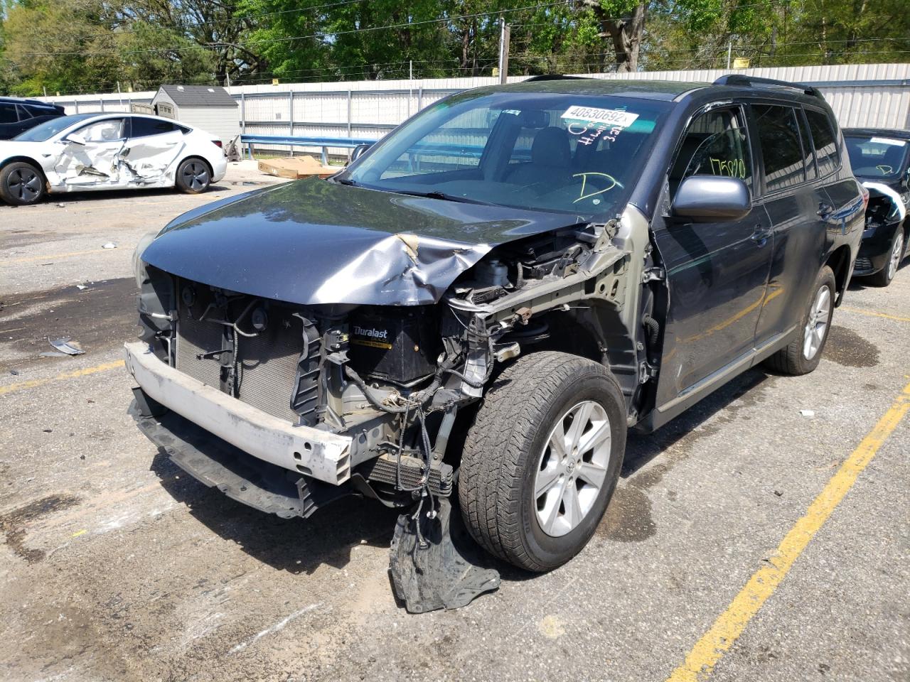 Photo 2 from auction – 2011 TOYOTA HIGHLANDER with VIN 5TDZA3EH5BS016280