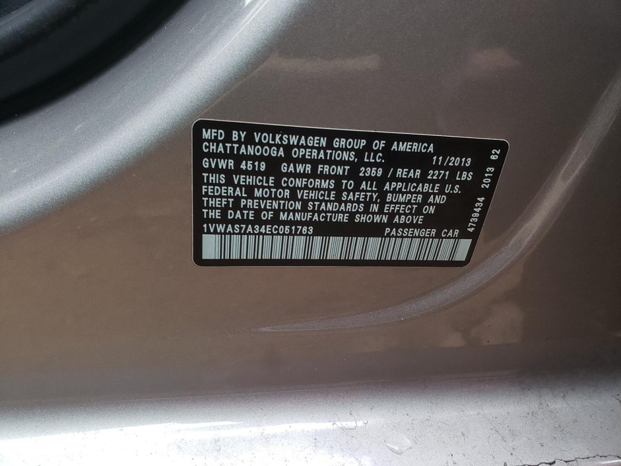 Photo 10 from auction – 2014 VOLKSWAGEN PASSAT S with VIN 1VWAS7A34EC051763