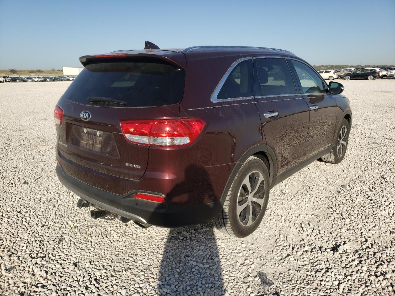 Photo 4 from auction – 2018 KIA SORENTO EX with VIN 5XYPHDA56JG430491