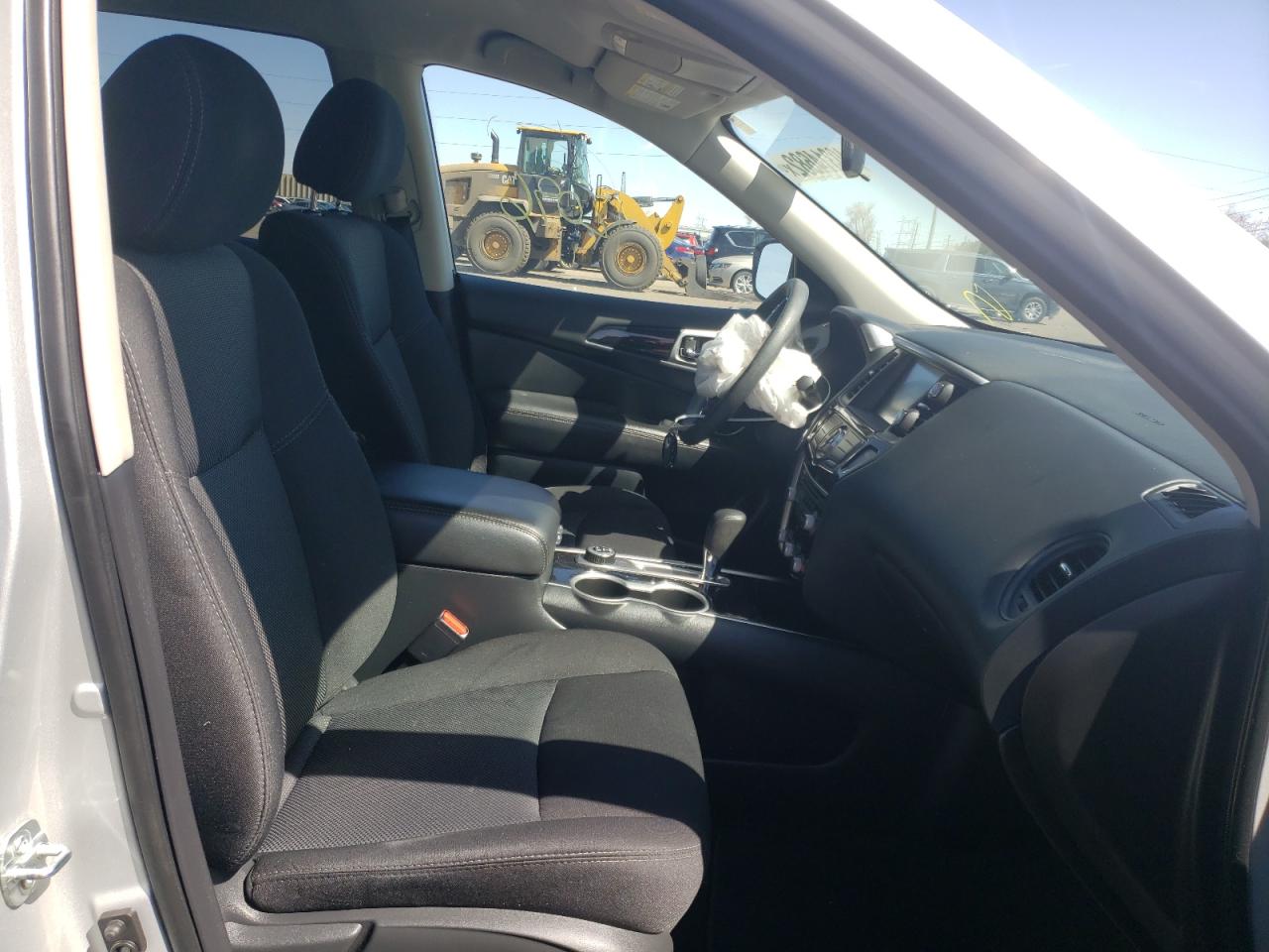 Photo 5 from auction – 2020 NISSAN PATHFINDER with VIN 5N1DR2AM0LC637523