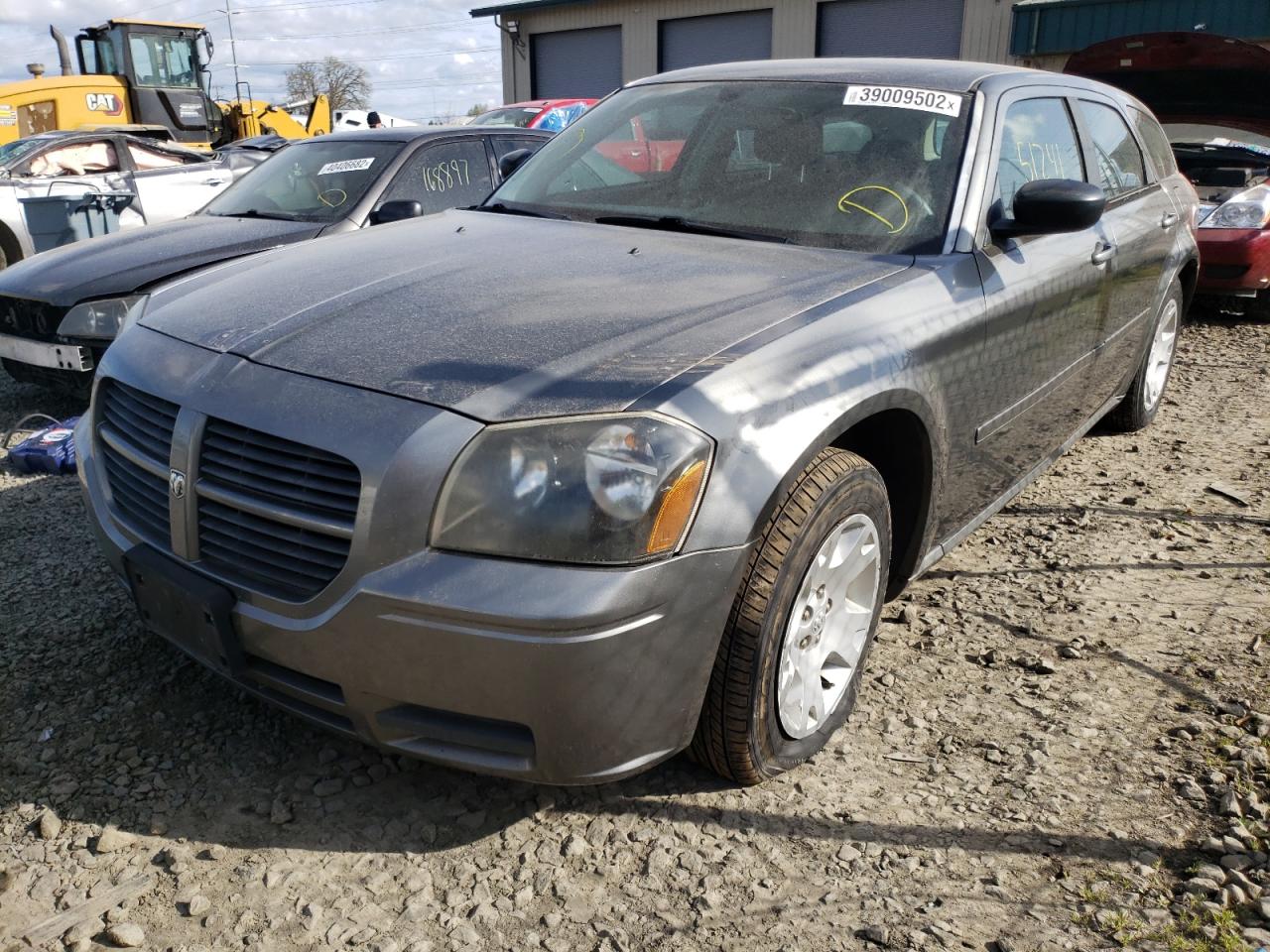 Photo 2 from auction – 2005 DODGE MAGNUM SE with VIN 2D4FV48T15H567129