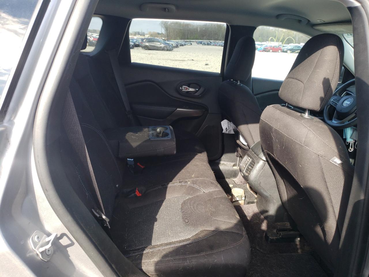 Photo 6 from auction – 2019 JEEP CHEROKEE L with VIN 1C4PJLCX1KD160812