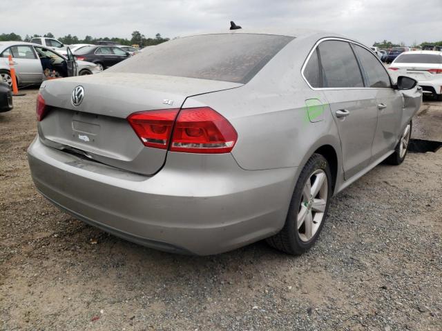 Photo 4 from auction – 2012 VOLKSWAGEN PASSAT SE with VIN 1VWBP7A33CC098799