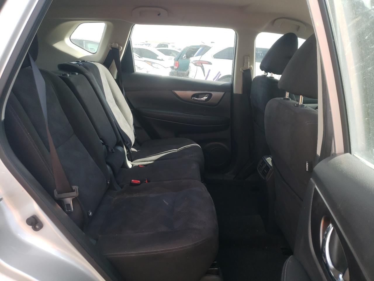 Zdjęcie 6 z aukcji – 2015 NISSAN ROGUE S z VIN KNMAT2MT3FP580663
