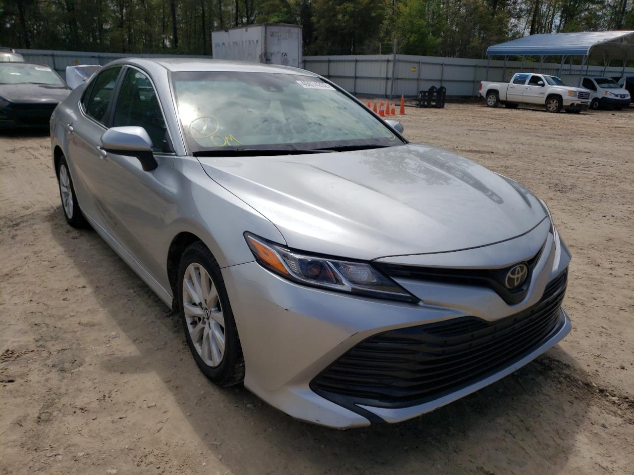 TOYOTA CAMRY 2018 with VIN 4T1B11HK9JU048703 - Photo from auction