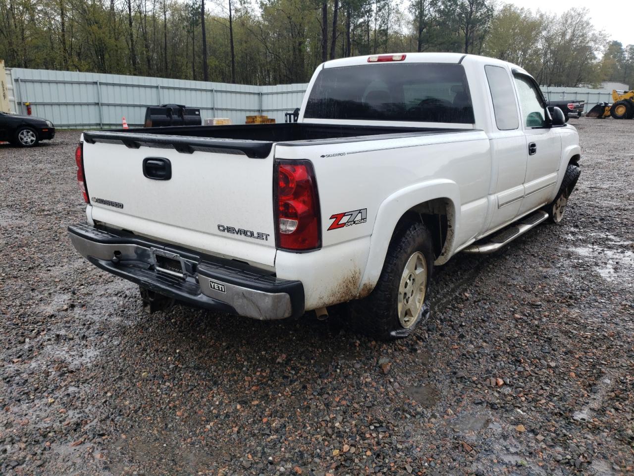 Photo 4 from auction – 2005 CHEVROLET silverado with VIN 1GCEK19B65E126917