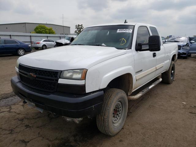 Photo 2 from auction – 2006 CHEVROLET SILVERADO with VIN 1GCHC29U46E238554