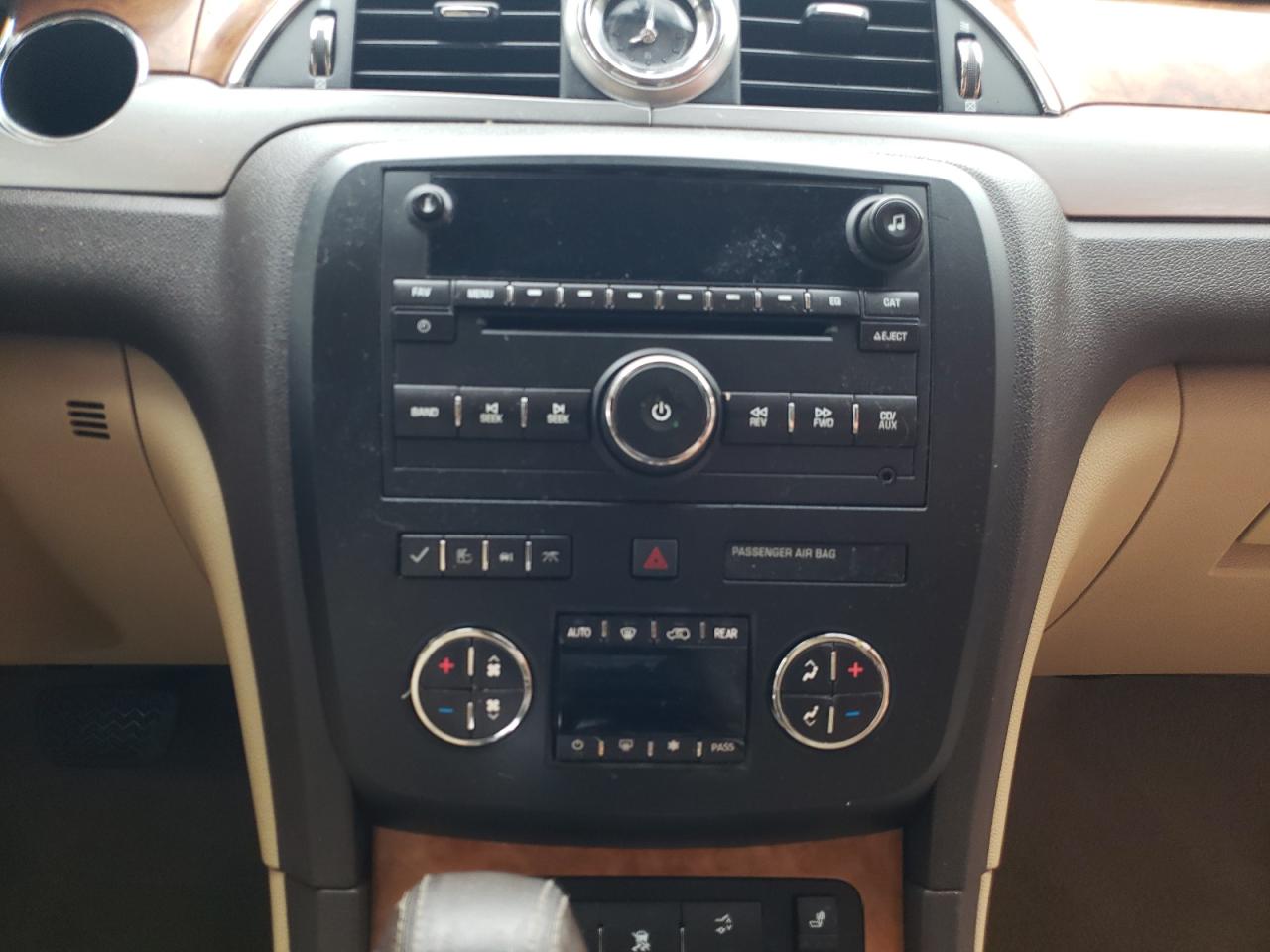 Photo 9 from auction – 2010 BUICK ENCLAVE CX with VIN 5GALRBED7AJ234949