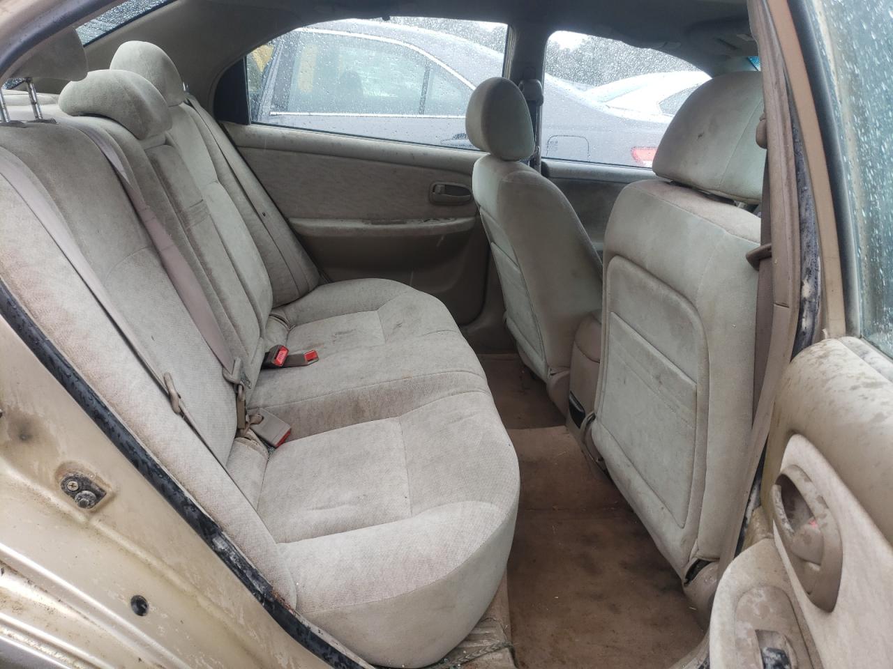 Photo 6 from auction – 2004 KIA OPTIMA LX with VIN KNAGD126445365555