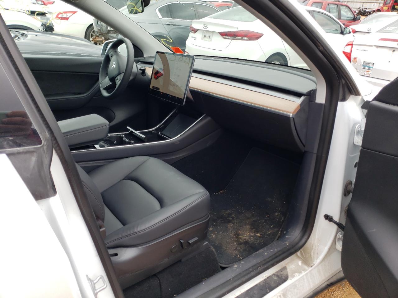 Photo 5 from auction – 2020 TESLA MODEL Y with VIN 5YJYGDEE6LF012492