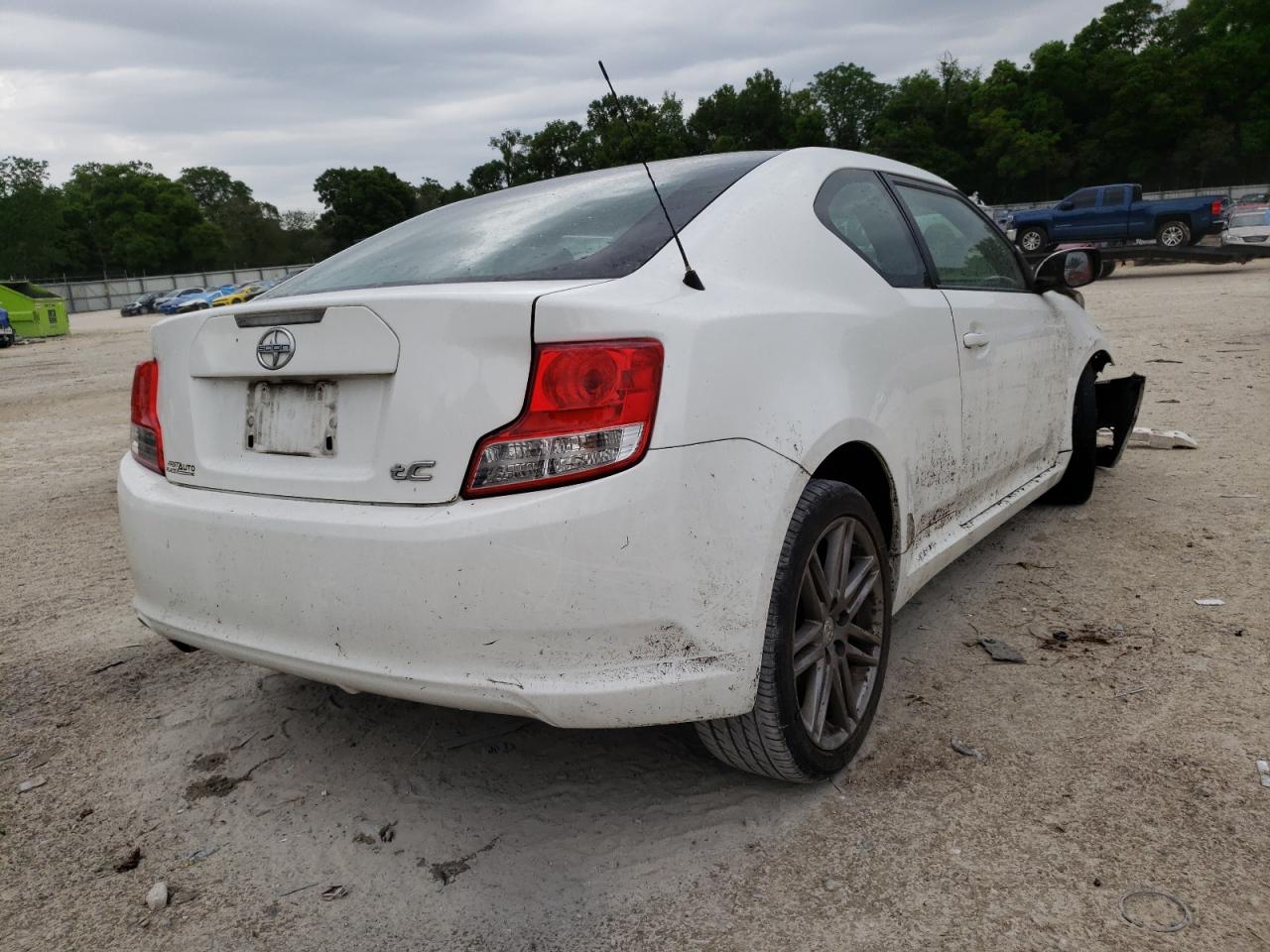 Photo 4 from auction – 2012 TOYOTA SCION TC with VIN JTKJF5C73C3035491