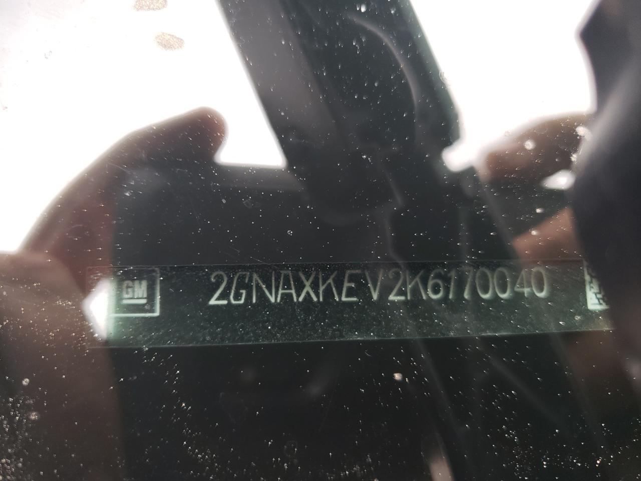 Photo 10 from auction – 2019 CHEVROLET EQUINOX LT with VIN 2GNAXKEV2K6170040