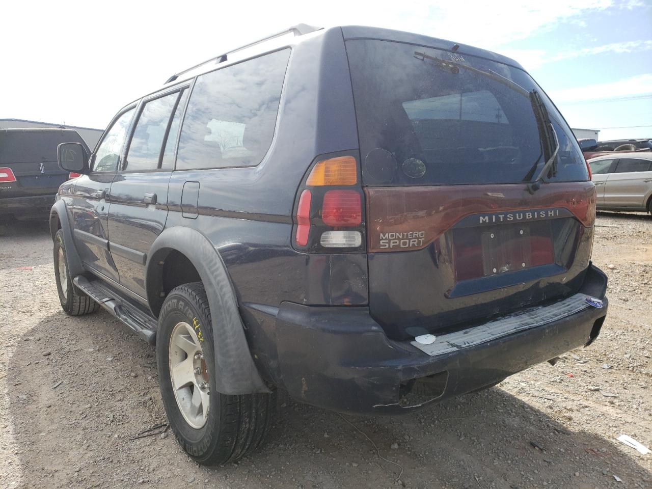 Photo 3 from auction – 2004 MITSUBISHI MONTERO SP with VIN JA4LS21RX4J005118