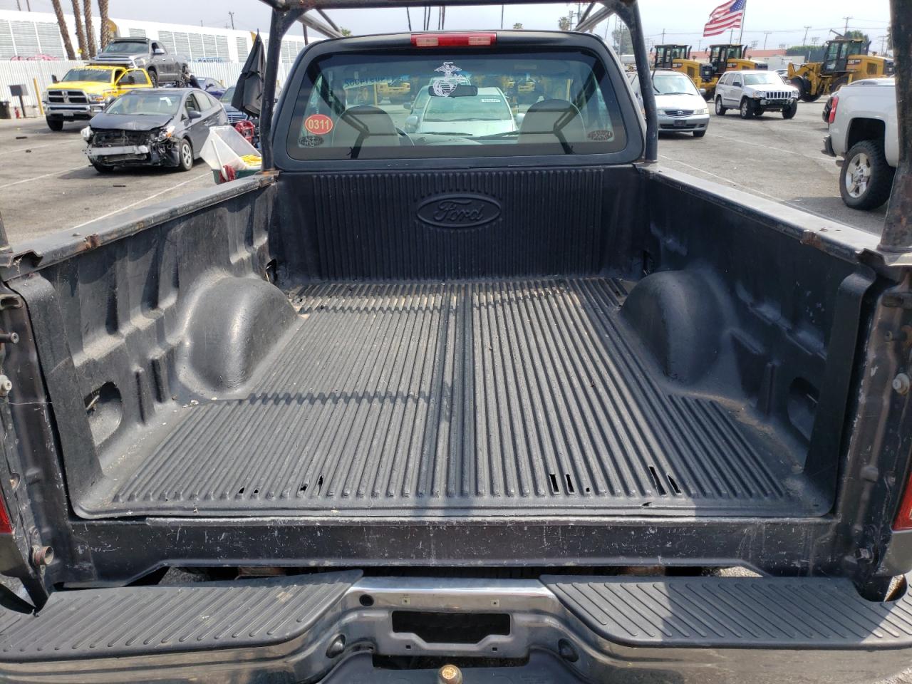 Фото 6 с аукциона – 2003 FORD F150 с VIN 1FTRF17263NA73478