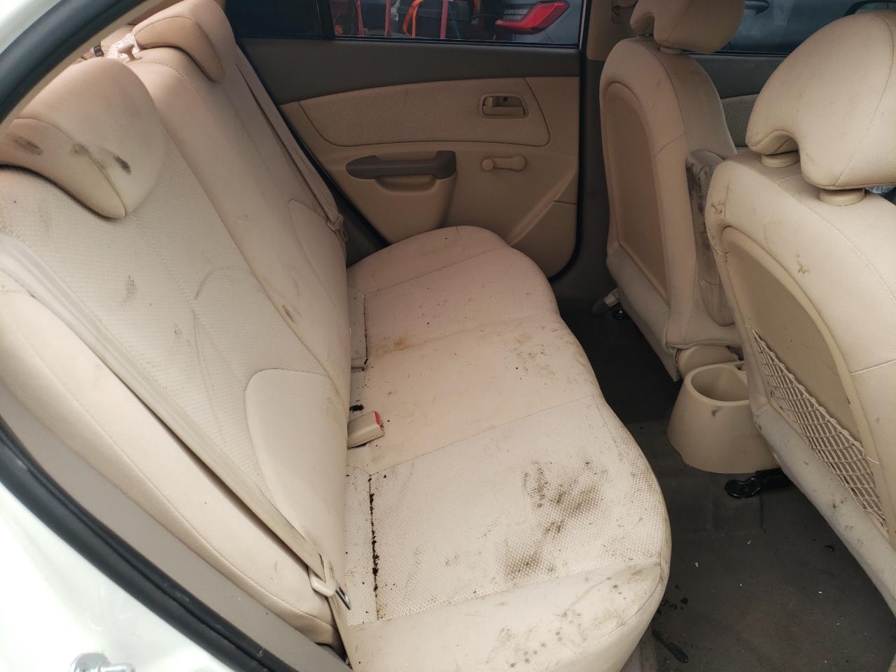 Photo 6 from auction – 2011 KIA RIO BASE with VIN KNADH4A38B6925200