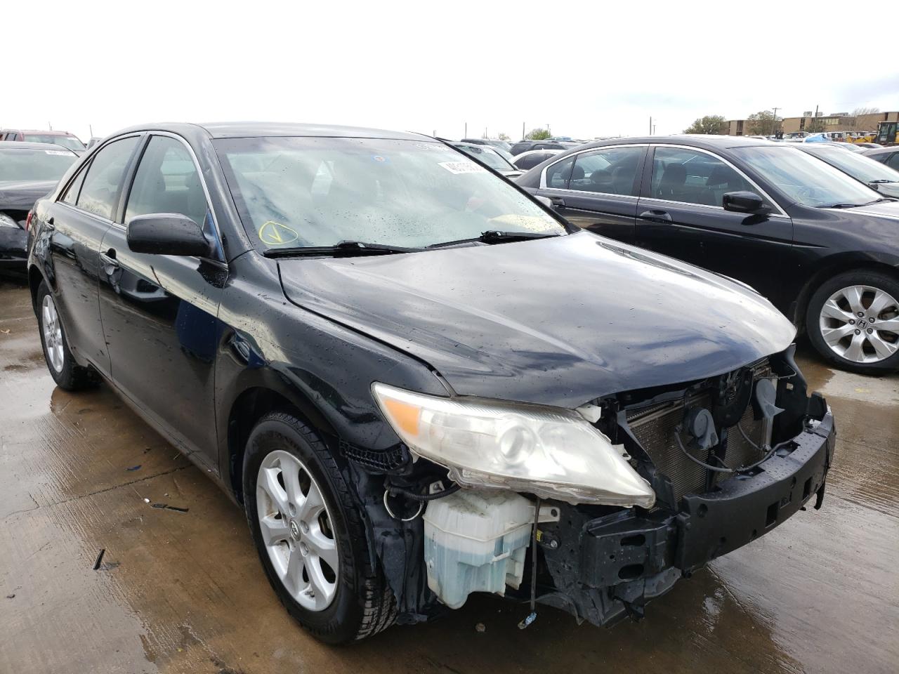 Zdjęcie 1 z aukcji – 2011 TOYOTA CAMRY BASE z VIN 4T1BF3EK2BU683491