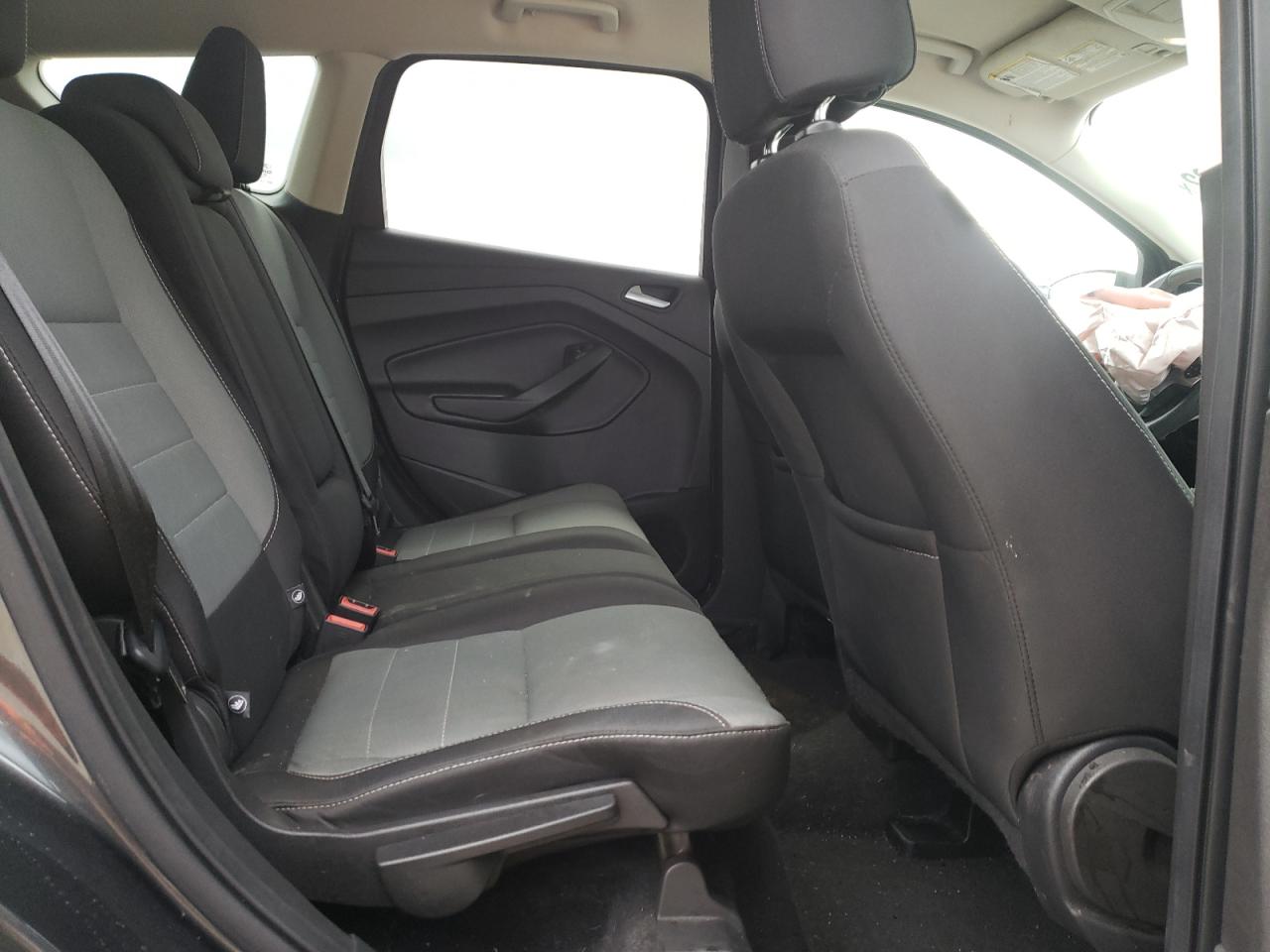 Photo 6 from auction – 2016 FORD ESCAPE SE with VIN 1FMCU0G73GUB81100