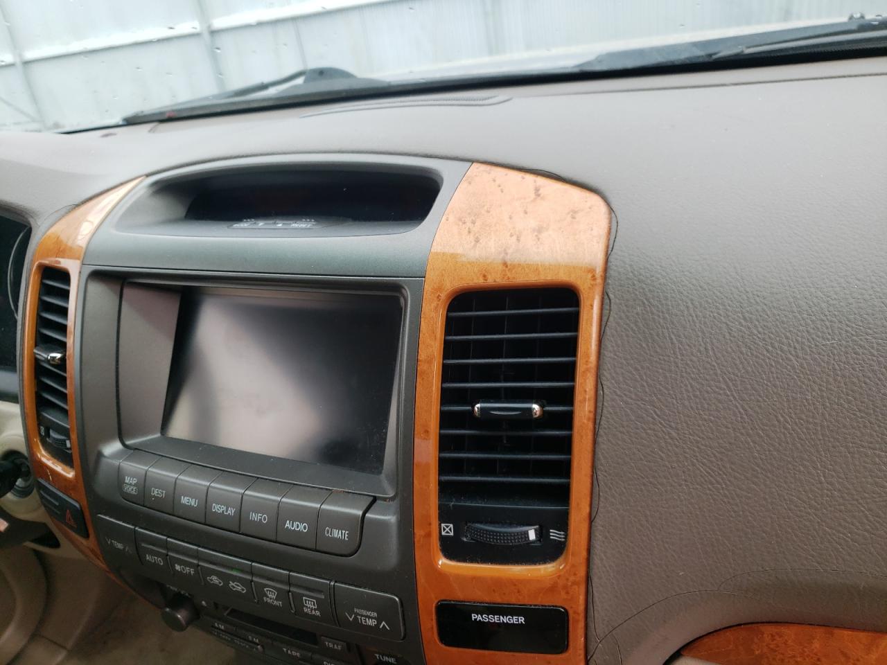 Photo 9 from auction – 2004 LEXUS GX 470 with VIN JTJBT20X340035899