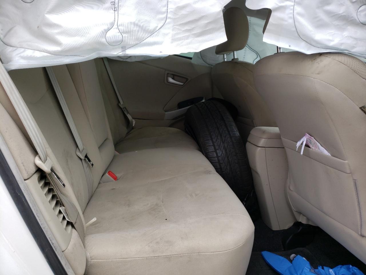 Photo 6 from auction – 2013 TOYOTA PRIUS with VIN JTDKN3DU3D1687371