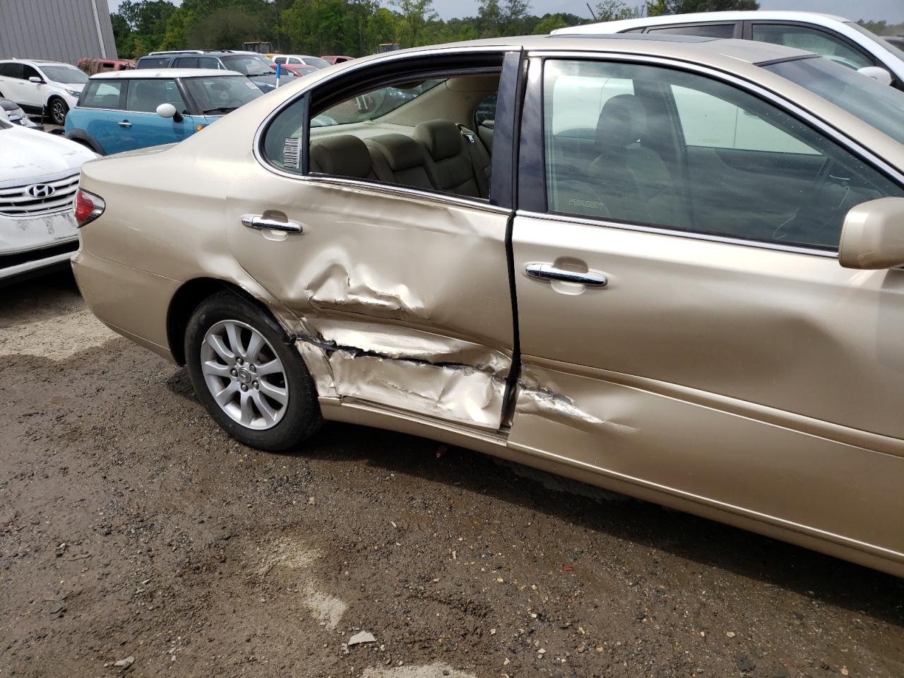 Photo 9 from auction – 2004 LEXUS ES 330 with VIN JTHBA30G445037919