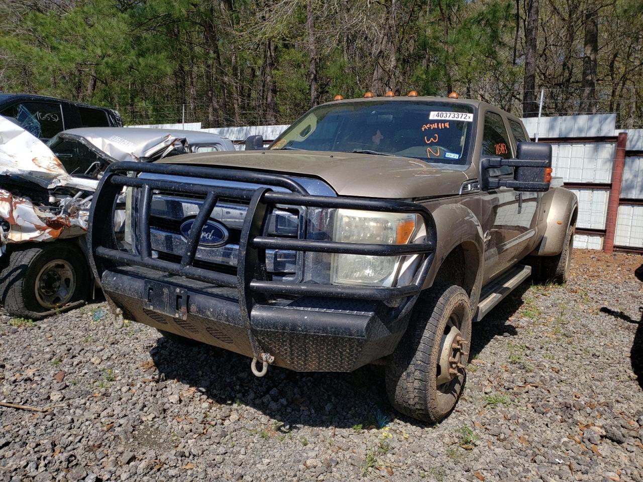 Photo 2 from auction – 2011 FORD F450 SUPER with VIN 1FT8W4DT6BEA94114